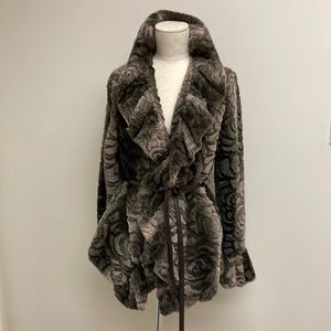 Soft Faux fur jacket with faux leather belt in brown and beige neutrals
